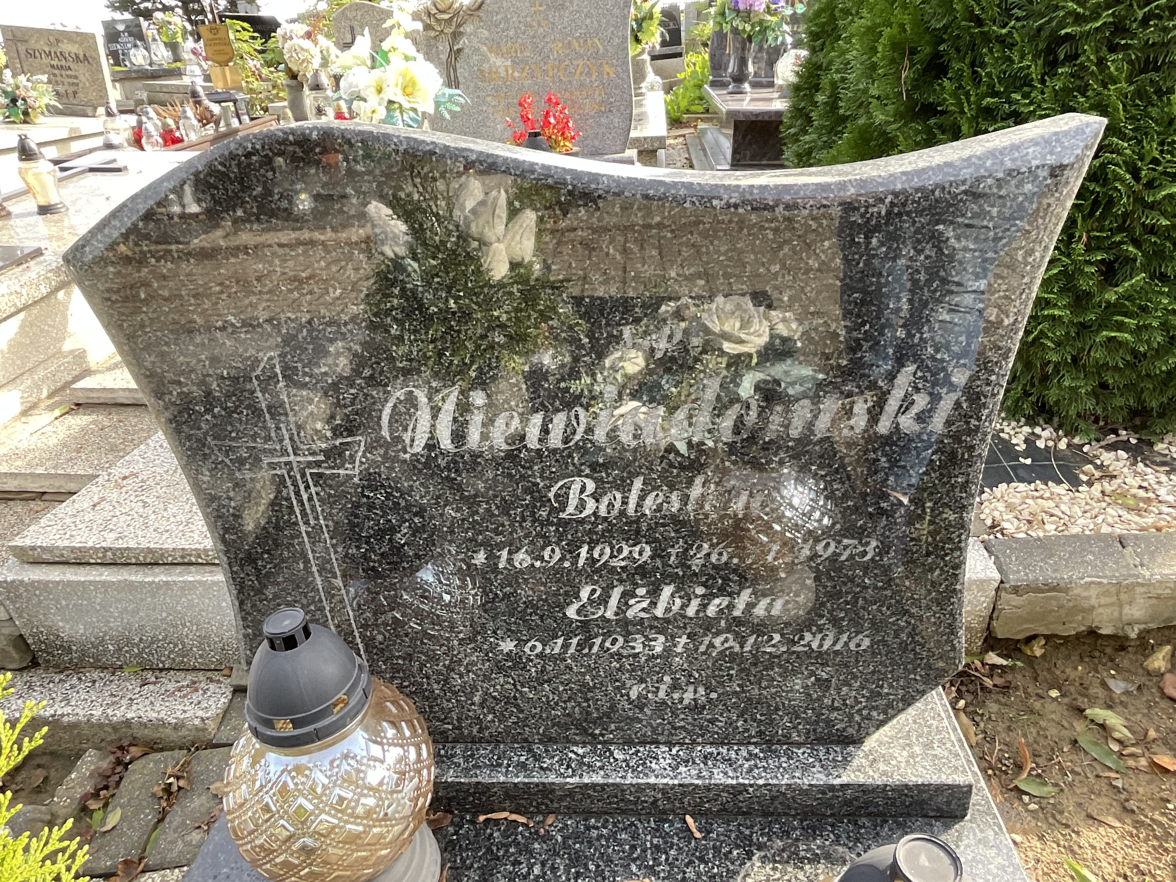 Elżbieta Niewiadomska 1933 Piekary Śląskie Brzeziny - Grobonet - Wyszukiwarka osób pochowanych