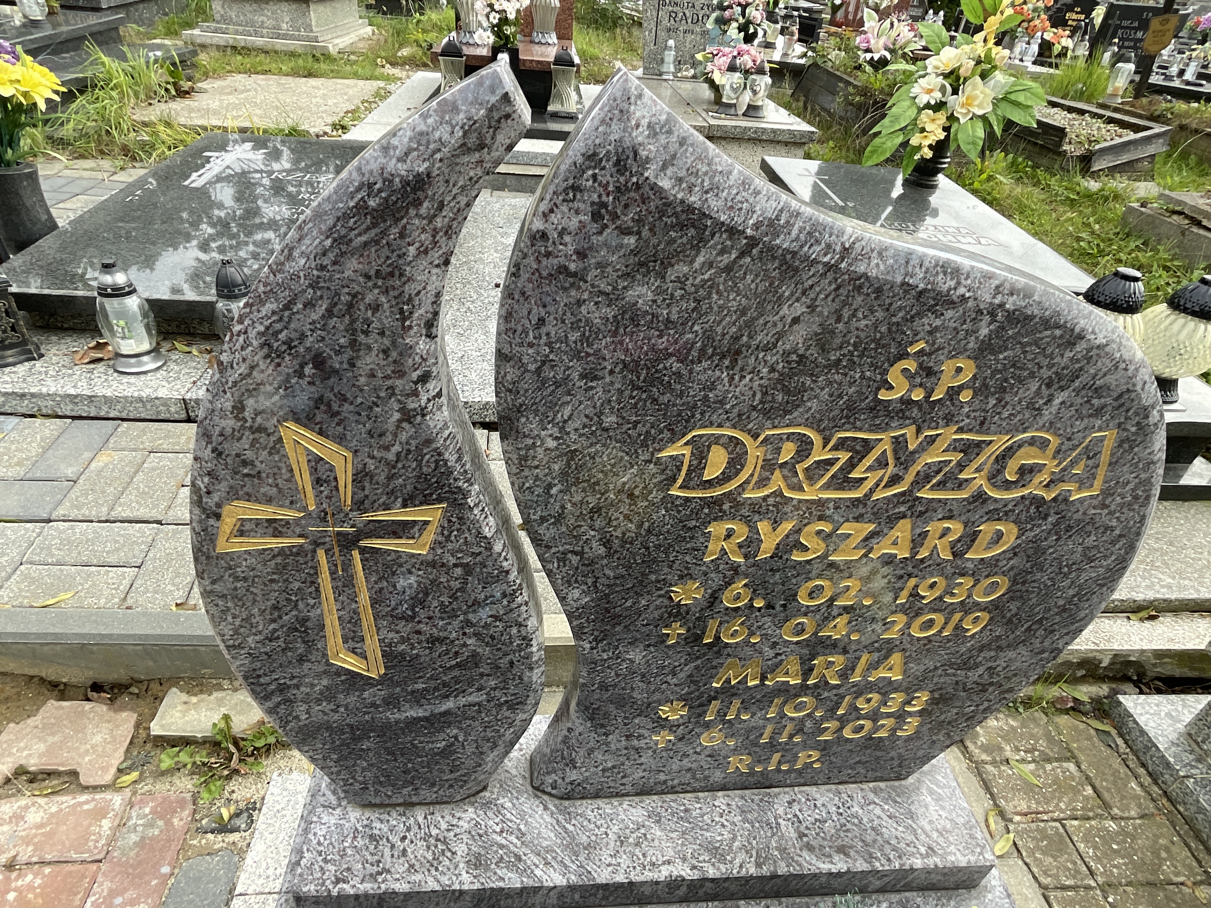 Ryszard Drzyzga 1930 Piekary Śląskie Brzeziny - Grobonet - Wyszukiwarka osób pochowanych